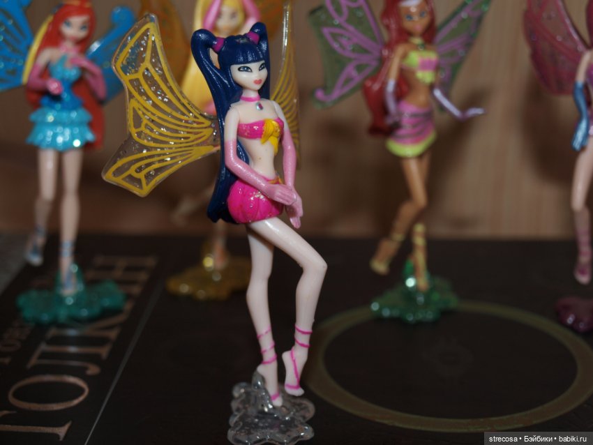 Куколки, которые селятся стайками