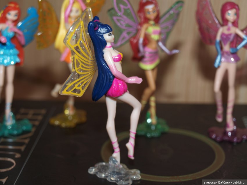 Куколки, которые селятся стайками