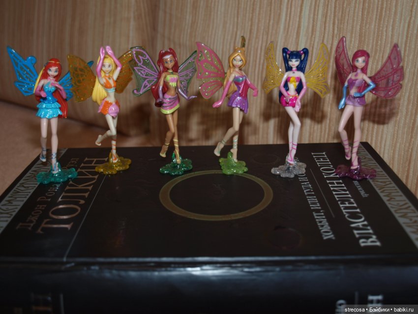 Куколки, которые селятся стайками