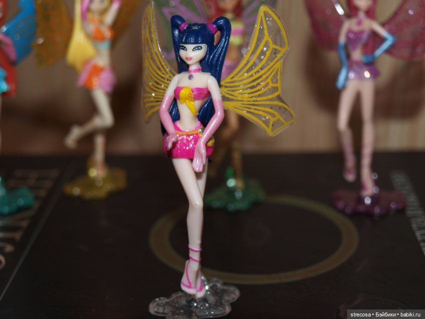 Куколки, которые селятся стайками