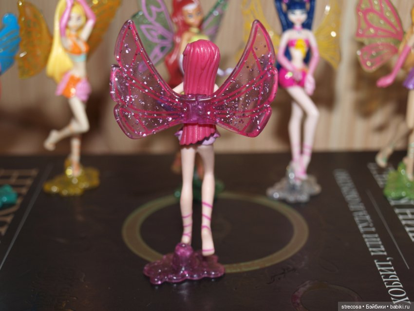 Куколки, которые селятся стайками