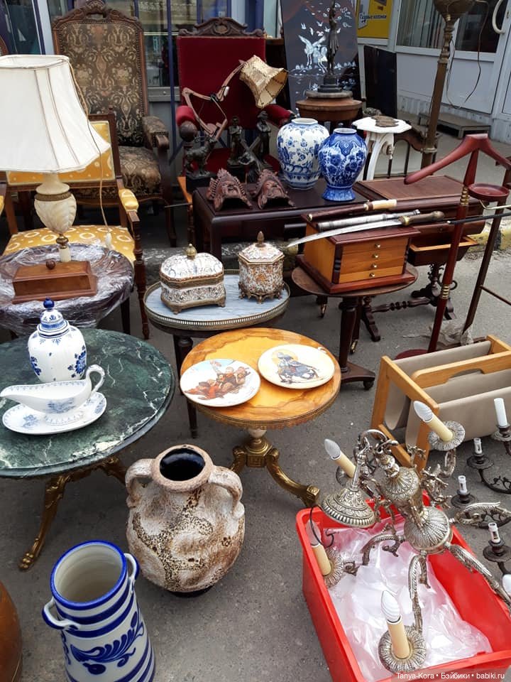Поход на блошиный рынок — Музеи кукол и фабрики игрушек: фоторепортажи