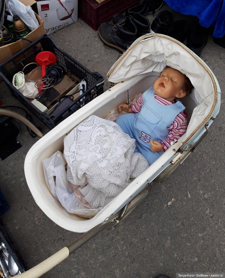 Поход на блошиный рынок — Музеи кукол и фабрики игрушек: фоторепортажи (фото 7)