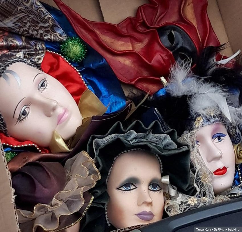 Поход на блошиный рынок — Музеи кукол и фабрики игрушек: фоторепортажи