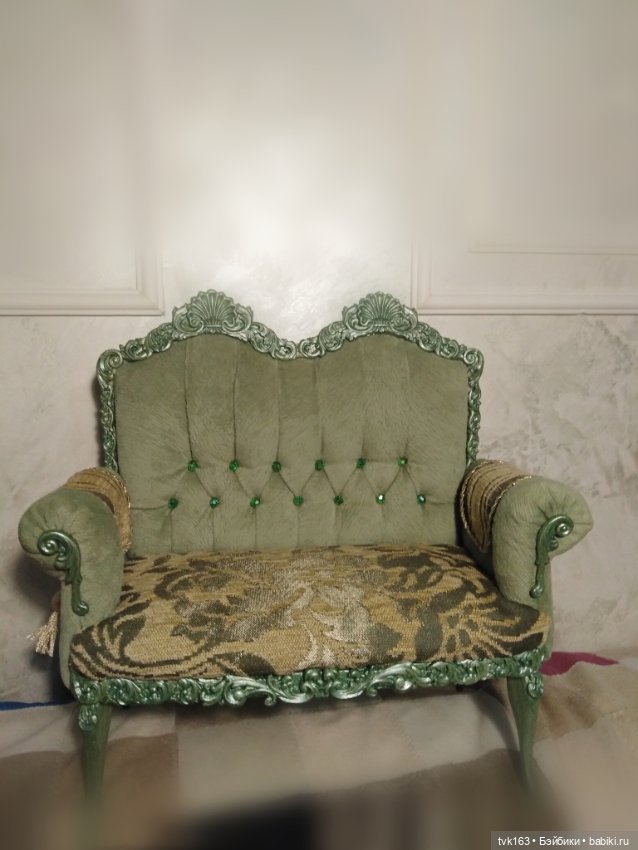 Ещё один диван для кукол в весеннем цвете (фото 4)