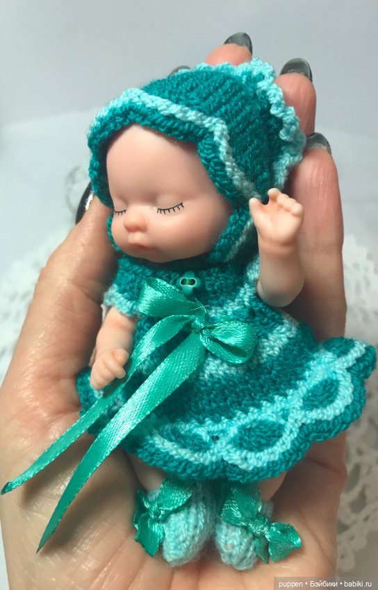 Свяжем платье — Вязание одежды для кукол: бесплатные схемы спицами и крючком