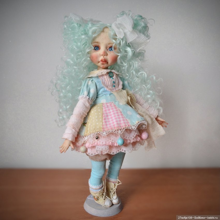 Мисселина - девочка с бирюзовыми волосами (фото 2)