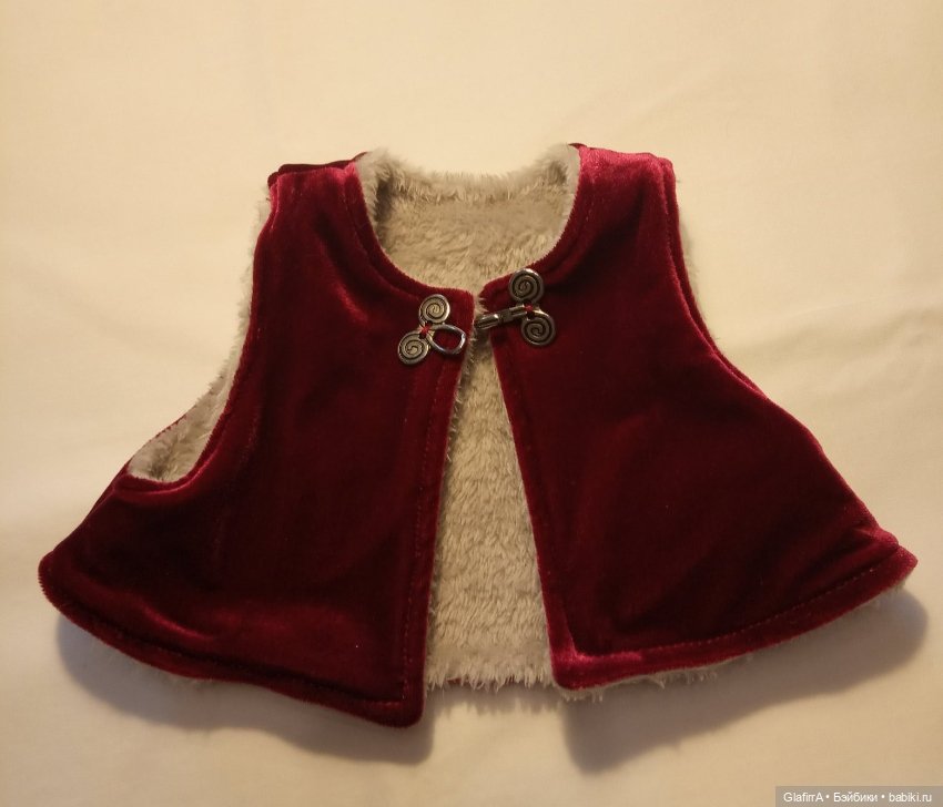 «Во всех ты, душенька, нарядах хороша!..» Две сестрицы - на выданье девицы