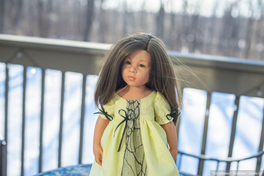 Дуновение весны. Платья на девочек Готц. (Плюс простенькая выкройка)