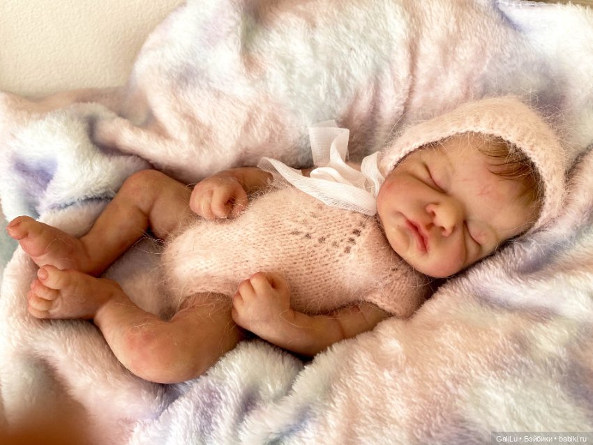 Авторские куклы из силикона: реалистичные (фото 3)