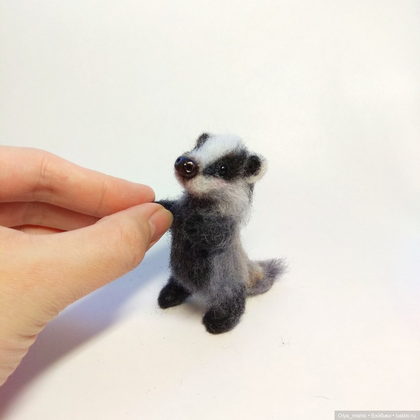 Барсучок — Валяные игрушки из шерсти: сухое валяние (фото 8)