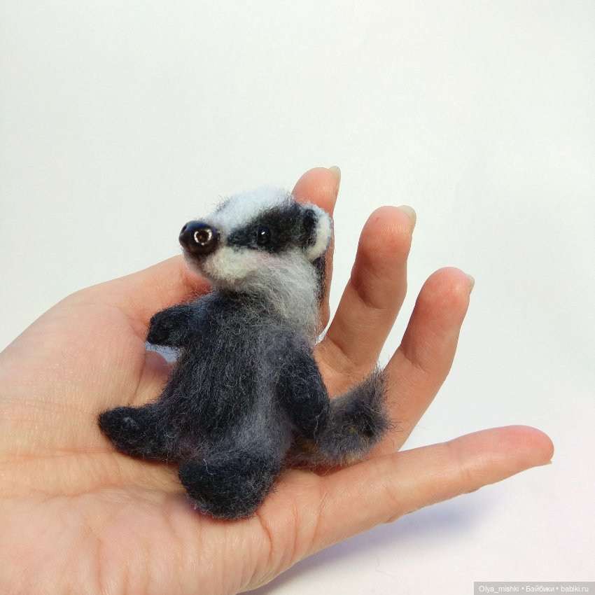 Барсучок — Валяные игрушки из шерсти: сухое валяние (фото 10)