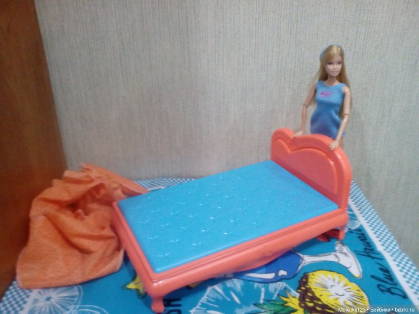 Спящая красавица. Обзор кровати (фото 6)