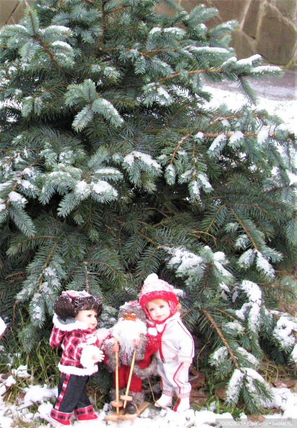 Мари и Эрика на прогулке в весенний день