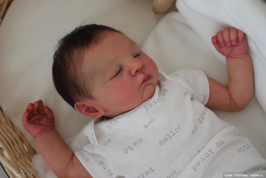 Gabriel скульптора Eva Brilli, автор прототипа Kim De Bono