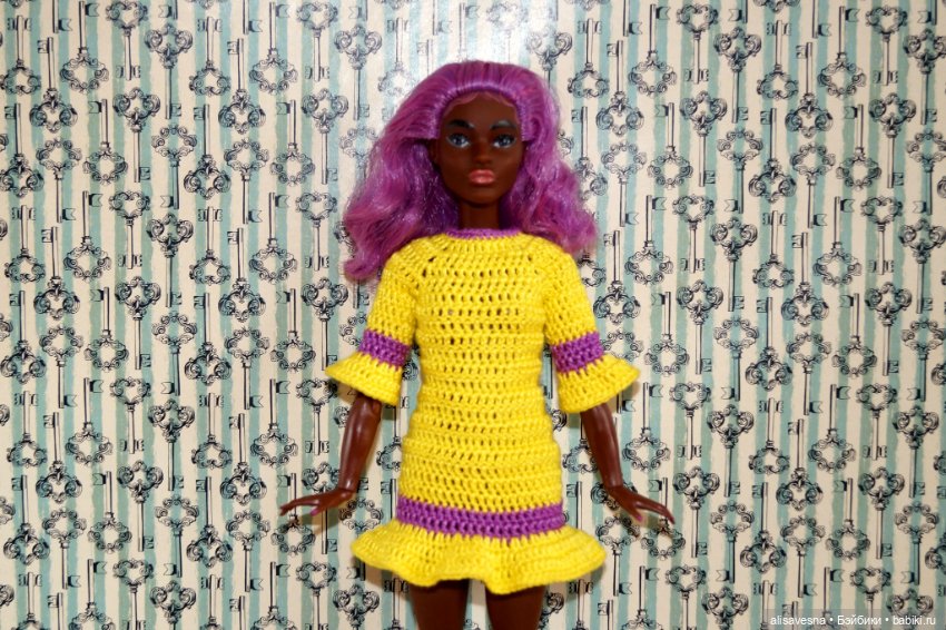 Весенняя лимонная коллекция платьев на Барби (фото 3)