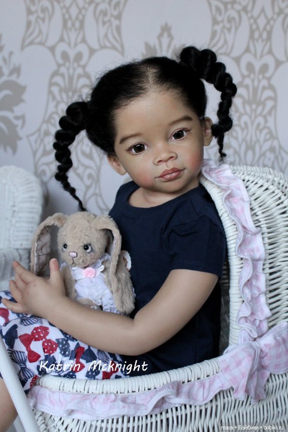 Meili скульптора Ping Lau, автор прототипа Katrin McKnight