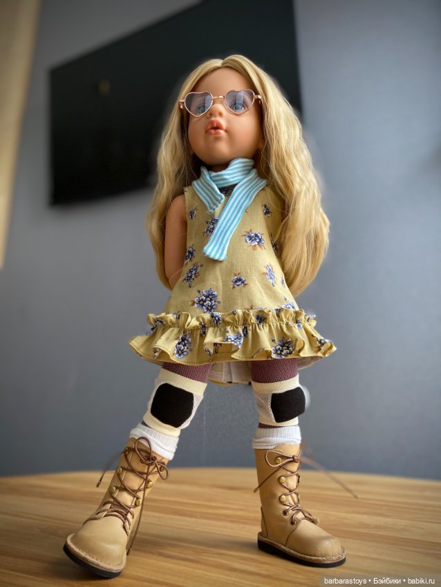 Обувные кукольные будни - или как к сапогам сшился целый гардероб (фото 10)