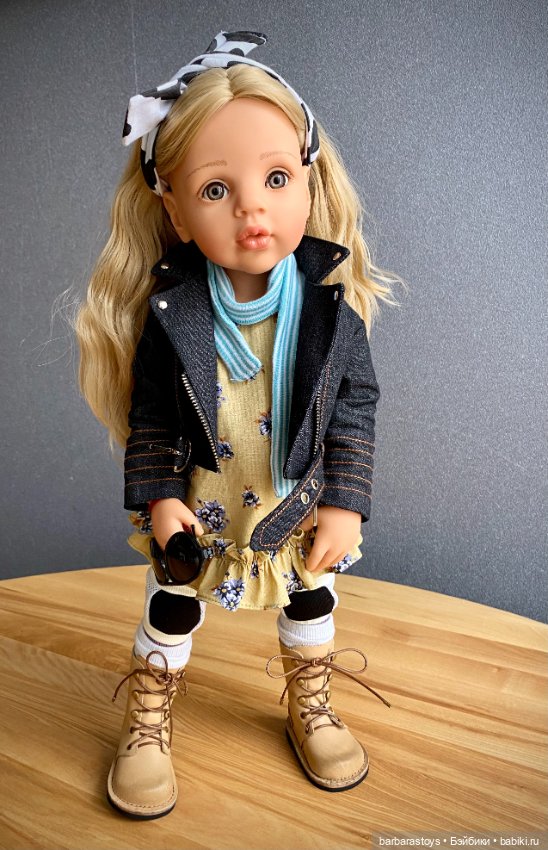 Обувные кукольные будни - или как к сапогам сшился целый гардероб