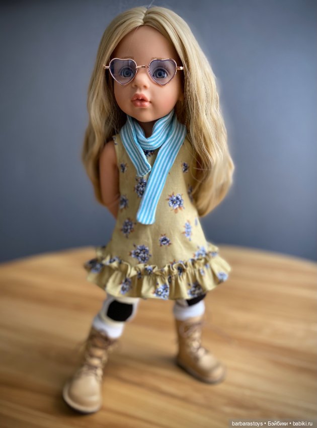 Обувные кукольные будни - или как к сапогам сшился целый гардероб (фото 9)