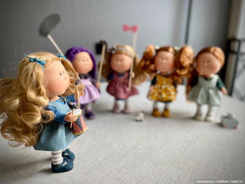 Кукольные будни - чем занимаются булочки Мии