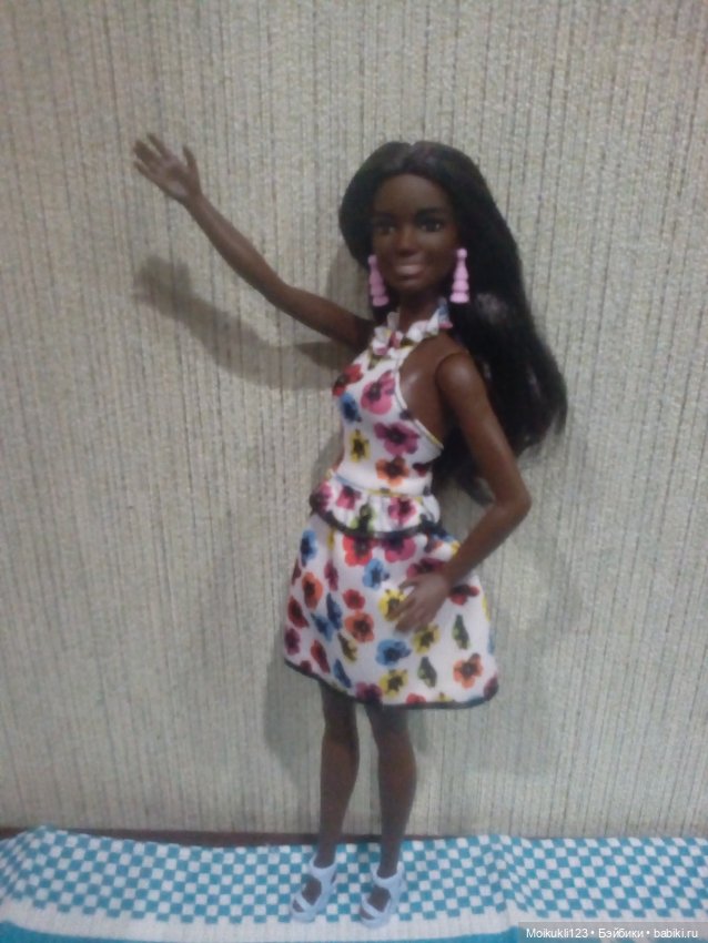 Идеальная барби — Куклы Barbie (Барби): Looks (фото 3)