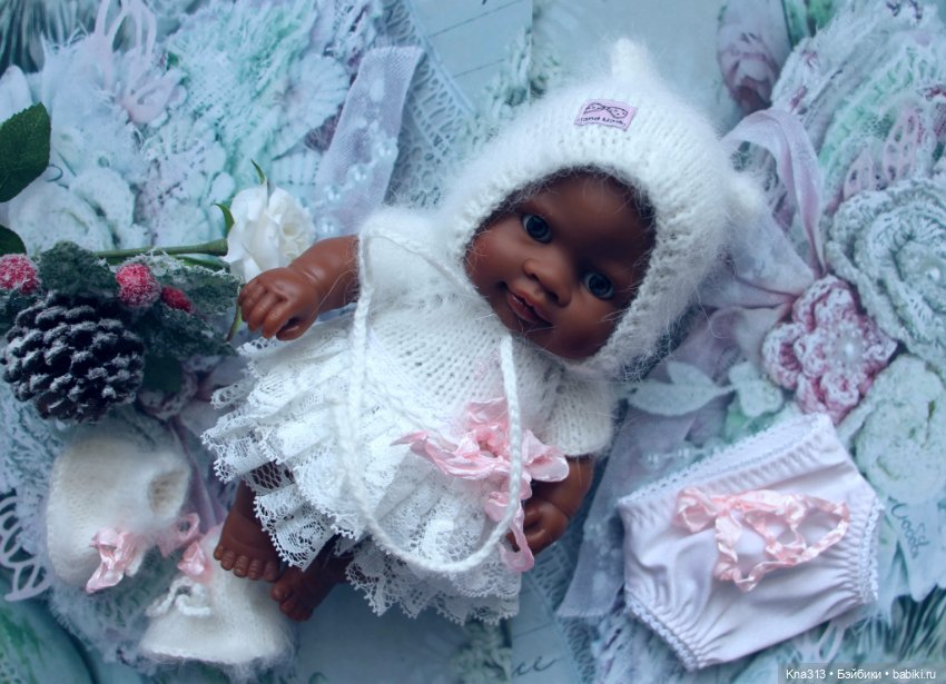 Сегодня наряжали пупса от Paola Reina (фото 5)