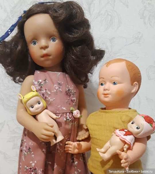 Анаис демонстрирует новое платье (фото 7)