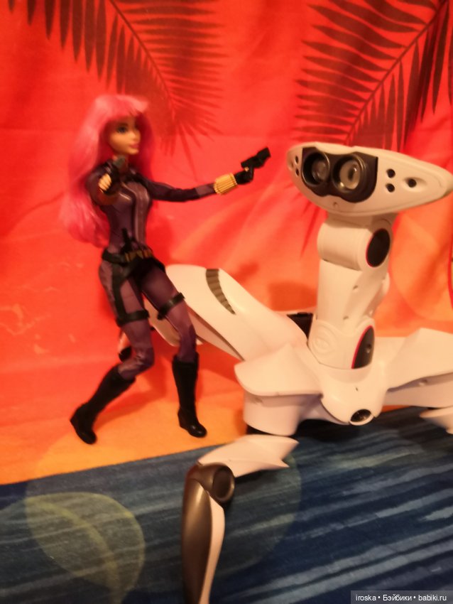 А на краю Вселенной — Куклы Barbie (Барби): Looks (фото 5)