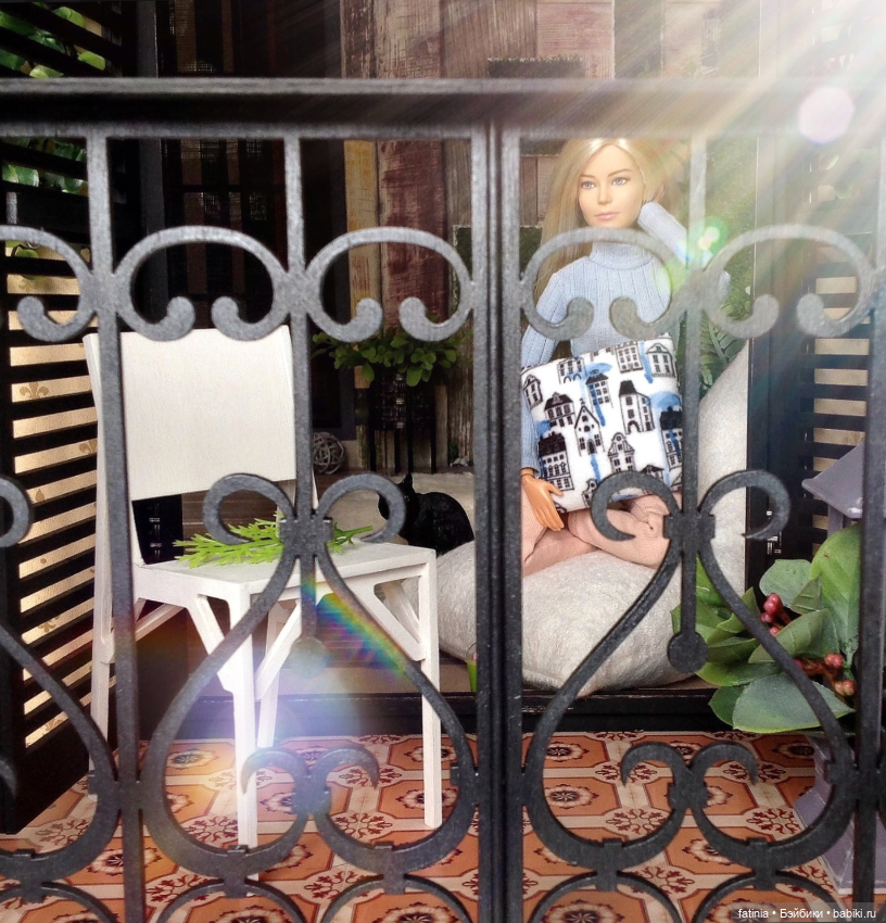 Балкон. Пожалуй лучшая моя находка для кукольных фотосессий