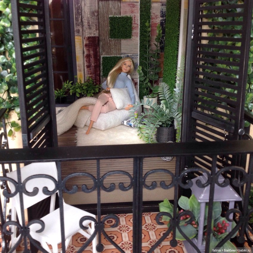 Балкон. Пожалуй лучшая моя находка для кукольных фотосессий (фото 2)