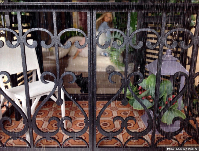 Балкон. Пожалуй лучшая моя находка для кукольных фотосессий