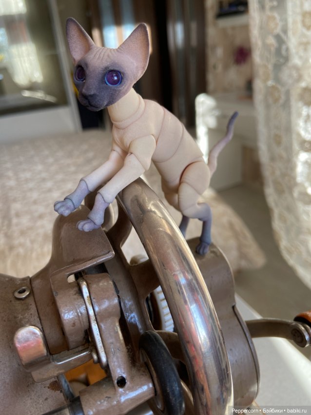 Старая швейная машинка — Разные куклы BJD (БЖД): редкие бренды (фото 6)
