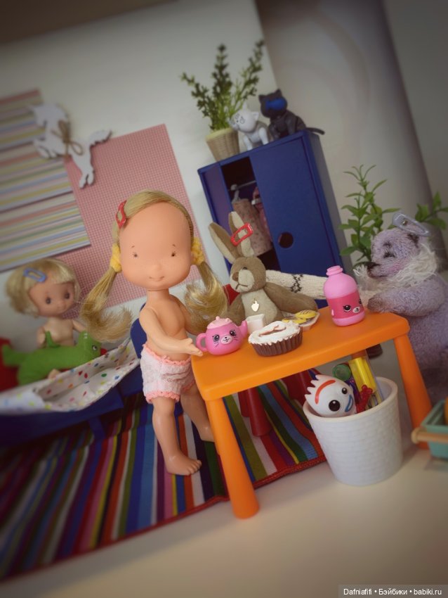 Динозавр раздора или новая мебель для малышек (фото 2)