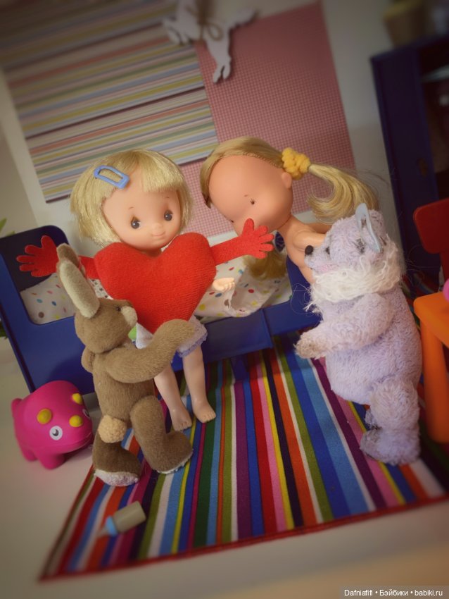 Динозавр раздора или новая мебель для малышек (фото 8)