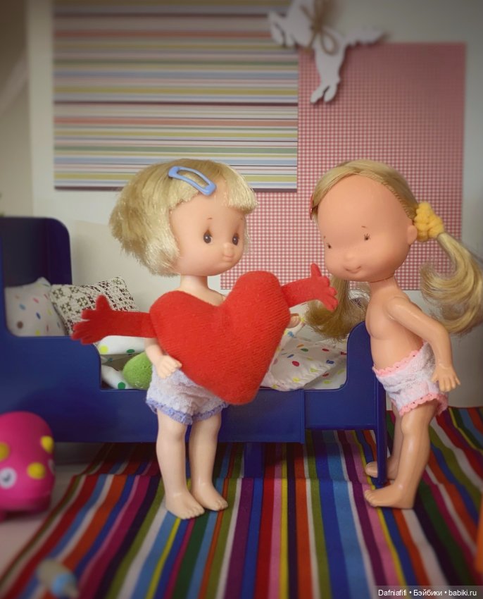 Динозавр раздора или новая мебель для малышек (фото 6)