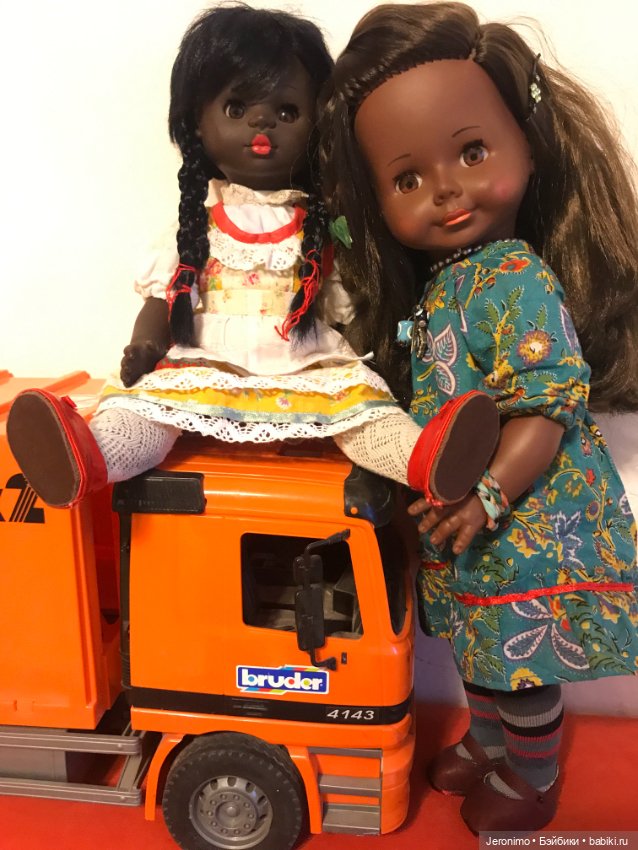 Куклы - отражение, параллельный мир, проекция, модель, как хотите называйте! Оранжевое пати 1970-х (фото 3)