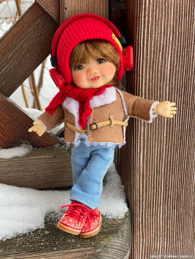 Моя любимая красная шапочка Или Весна ты где? Giggi Meadow dolls (фото 5)