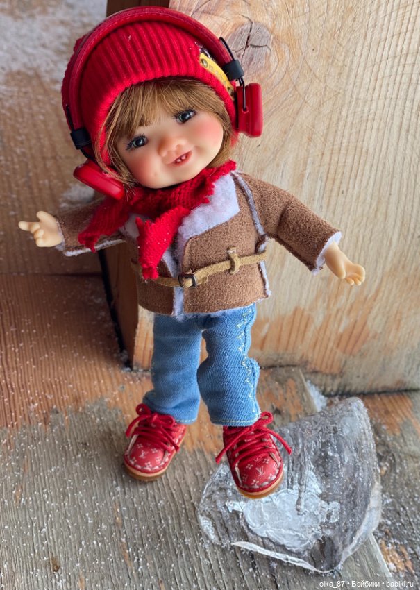 Моя любимая красная шапочка Или Весна ты где? Giggi Meadow dolls (фото 2)