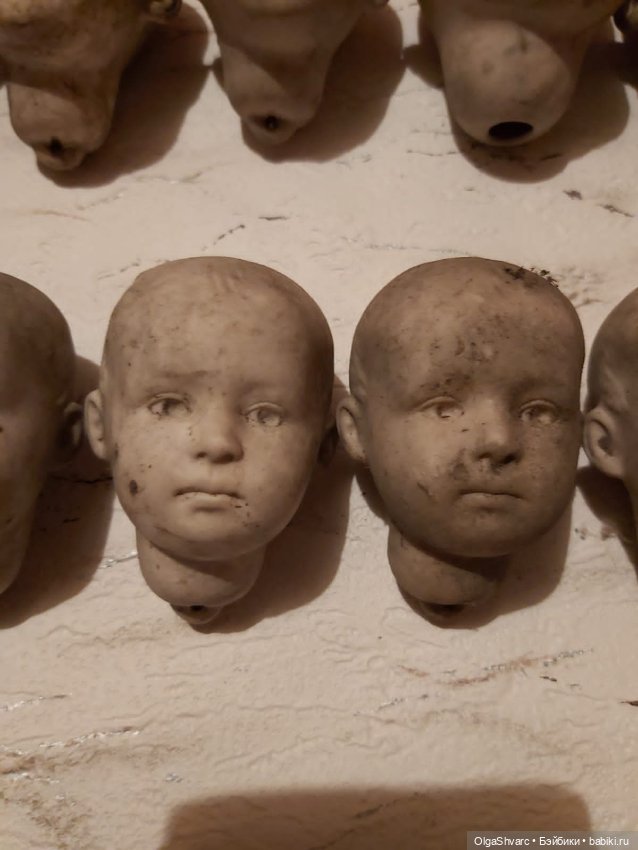 Дом с сюрпризом — Редкие антикварные куклы и реплики: воск