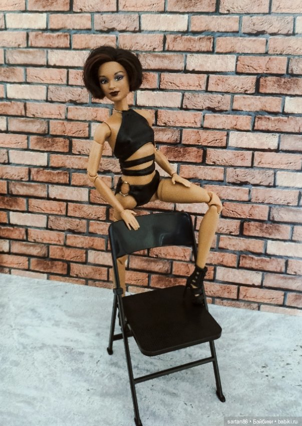 Chair dance — Куклы Barbie (Барби): Looks (фото 5)