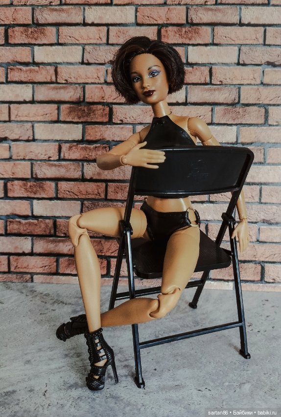 Chair dance — Куклы Barbie (Барби): Looks