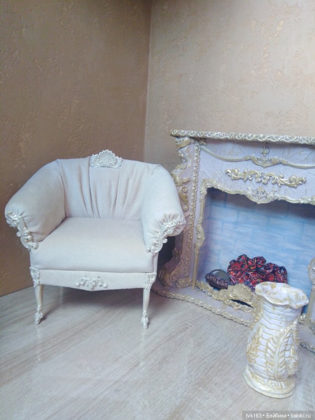 Кресло для кукол ренессанс