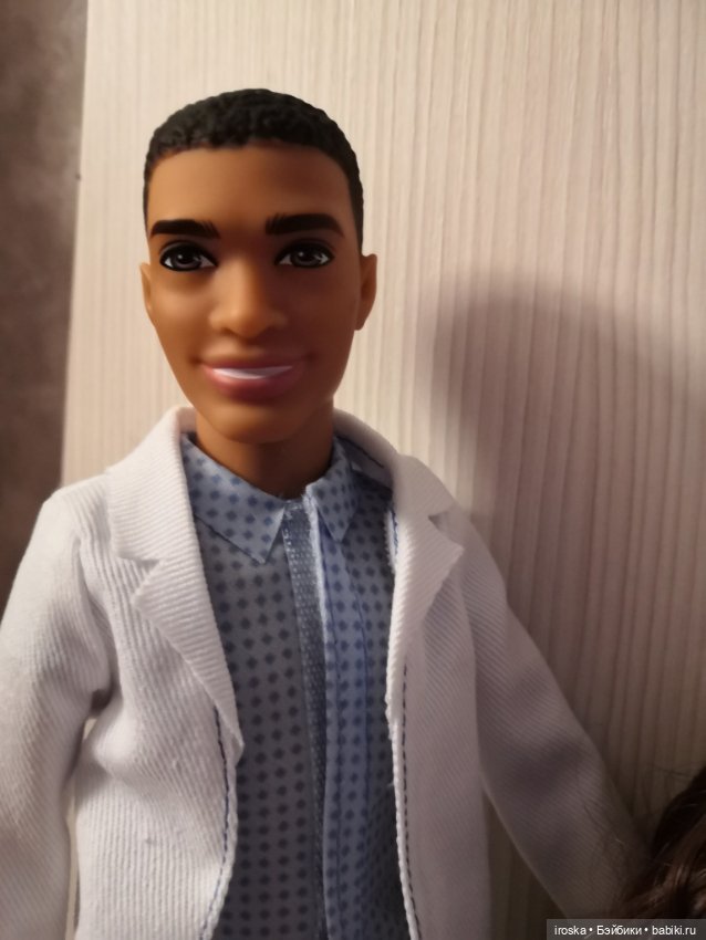 Доктора — Куклы Barbie (Барби): Looks (фото 3)