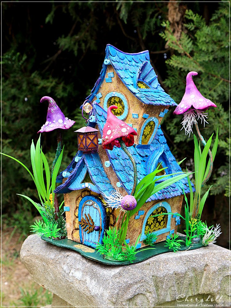 Домик для феечек - из того, что под руку попало