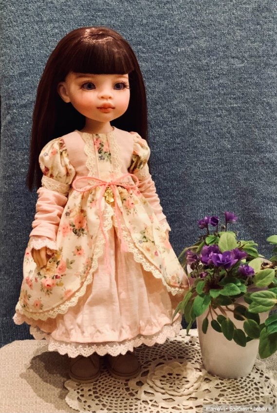 Наряд с розочками для юных леди (фото 2)