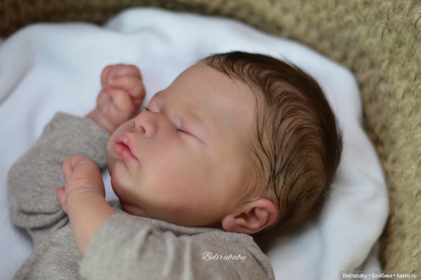 Junis by Sabine Altenkirch