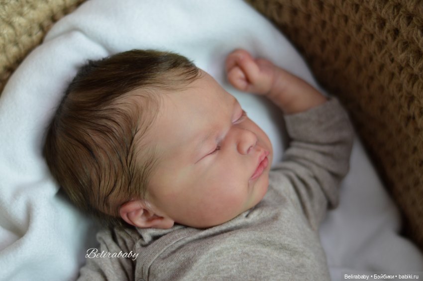 Junis by Sabine Altenkirch