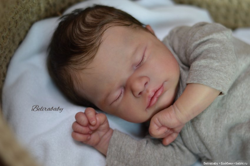 Junis by Sabine Altenkirch