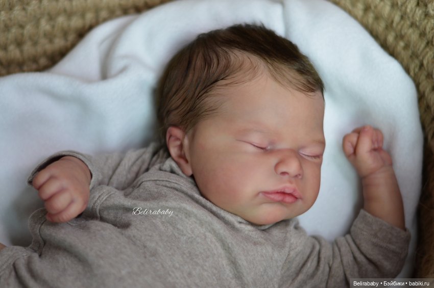 Junis by Sabine Altenkirch